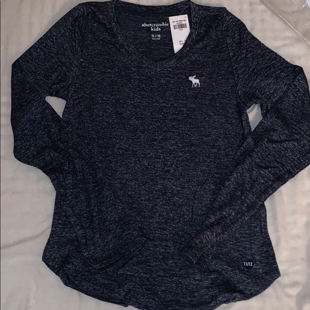 Cute Abercrombie kids navy long sleeve